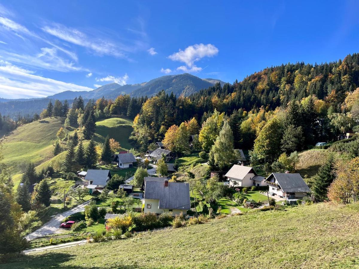 Apartments Pri Fencu Jesenice Eksteriør billede