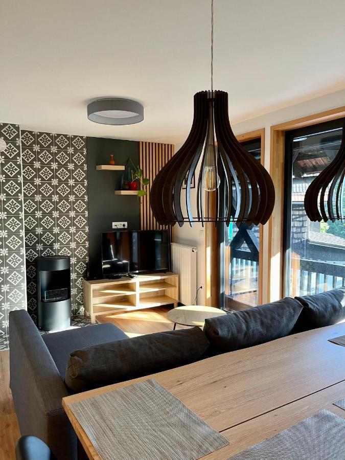 Apartments Pri Fencu Jesenice Eksteriør billede