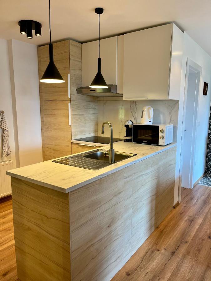 Apartments Pri Fencu Jesenice Eksteriør billede