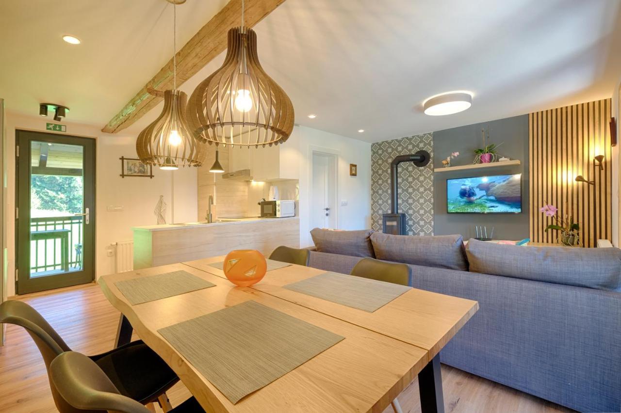 Apartments Pri Fencu Jesenice Eksteriør billede
