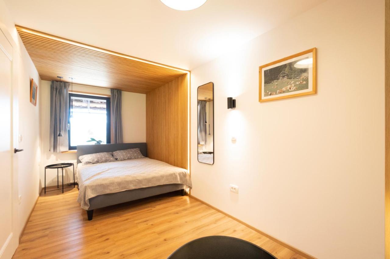 Apartments Pri Fencu Jesenice Eksteriør billede
