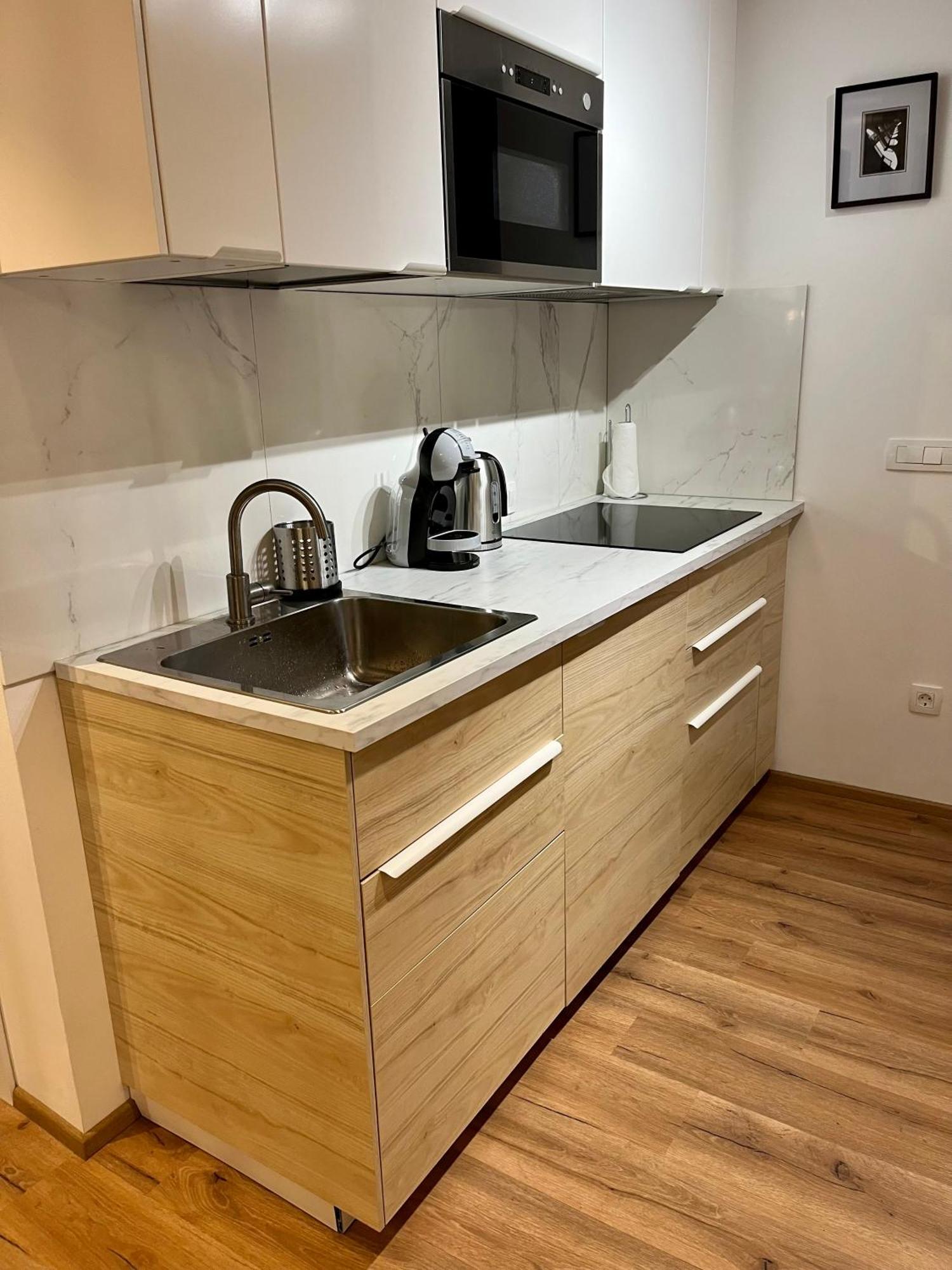 Apartments Pri Fencu Jesenice Eksteriør billede